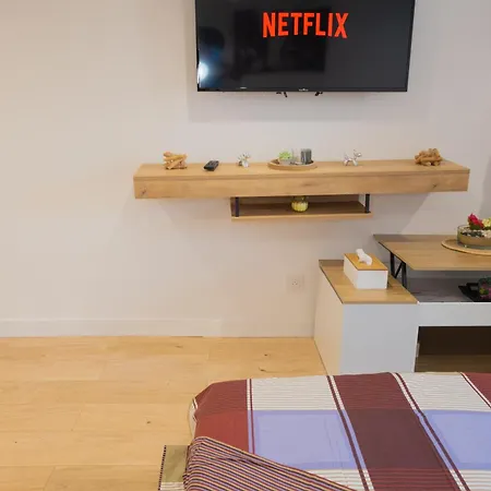The Silent Lounge, Apartment Noisiel